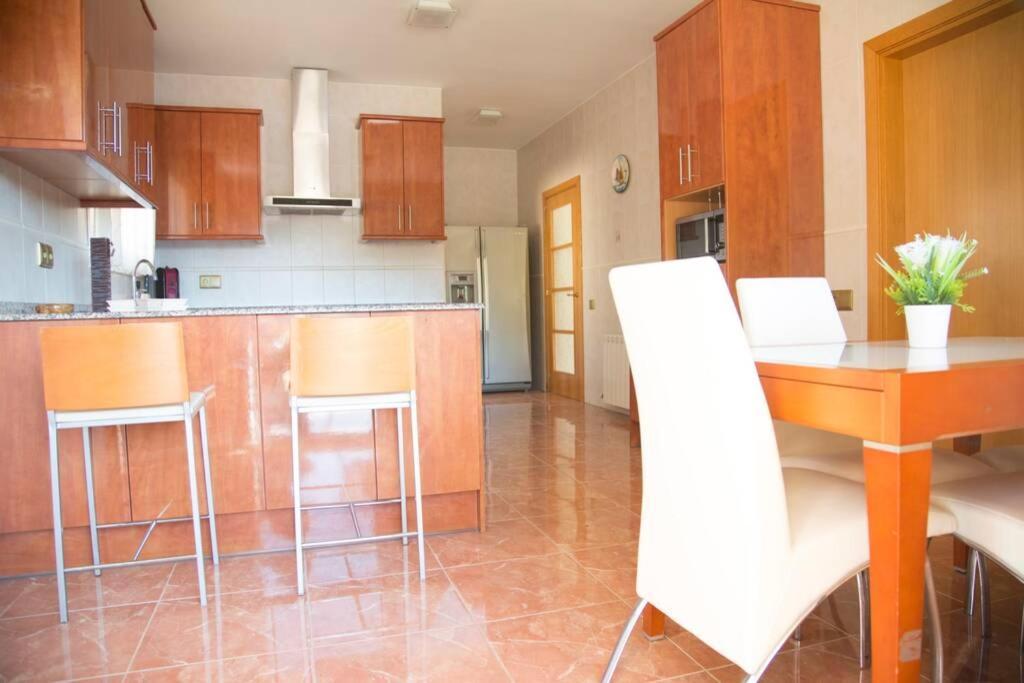 Casa Bella Con Piscina Villa Caldes De Montbui Exteriör bild